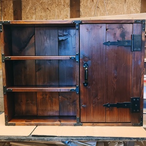 Rusztikus fali szekrény , Otthon & Életmód, Bútor, Szekrény, Famegmunkálás, MESKA