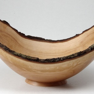 Kicsi körte - Egyedi kézműves kínálótál körtefából - otthon & életmód - dekoráció - asztal és polc dekoráció - asztaldísz - Meska.hu