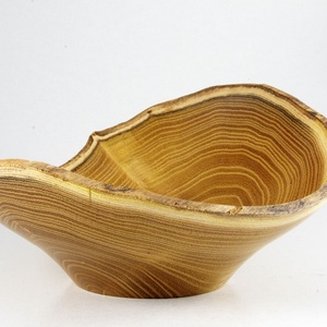 Natúr karéjtál - Egyedi, kézműves kínálótál akácfából - otthon & életmód - dekoráció - asztal és polc dekoráció - asztaldísz - Meska.hu