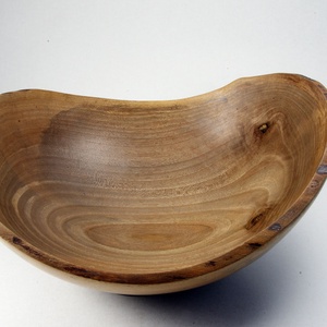 Nagy dió - Egyedi, kézműves kínálótál diófából, Otthon & Életmód, Dekoráció, Asztal és polc dekoráció, Asztaldísz, Famegmunkálás, MESKA