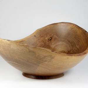 Nagy dió - Egyedi, kézműves kínálótál diófából - otthon & életmód - dekoráció - asztal és polc dekoráció - asztaldísz - Meska.hu