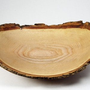 Magas kőris - Egyedi, kézműves kínálótál kőrisfából - otthon & életmód - dekoráció - asztal és polc dekoráció - asztaldísz - Meska.hu