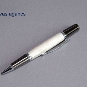 Vadászat - Egyedi, kézműves golyóstoll szarvas agancsból - otthon & életmód - papír, írószer - ceruza & toll - Meska.hu