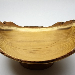 Nagy talpas akác - Egyedi, kézműves karéjtál akácfából - Meska.hu