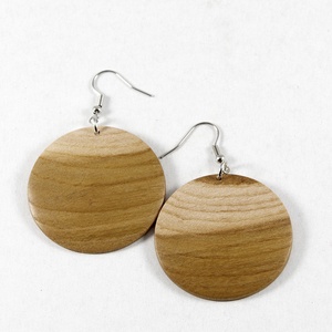 Fülbevaló vadmeggy fából - Egyedi, kézműves termék, Ékszer, Fülbevaló, Karika fülbevaló, Famegmunkálás, MESKA