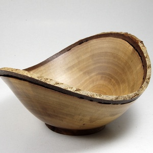 A Kis Herceg - Egyedi, kézműves karéjtál diófából - otthon & életmód - konyhafelszerelés, tálalás - tálalás - kínálótál - Meska.hu