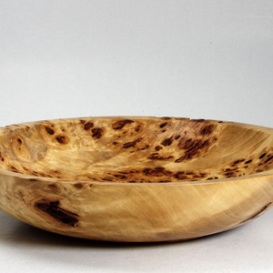 Vándor II. - Egyedi kézműves kínálótál csomoros nyárfából - otthon & életmód - konyhafelszerelés, tálalás - tálalás - kínálótál - Meska.hu