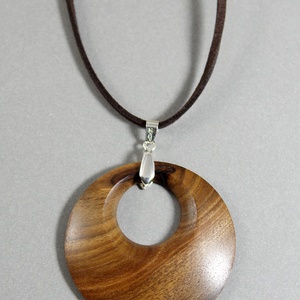 Szép dió - Egyedi kézműves medál, Ékszer, Nyaklánc, Medál, Ékszerkészítés, Famegmunkálás, MESKA
