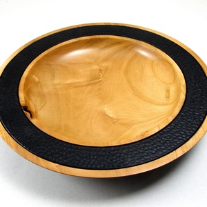 Sírius - Egyedi, kézműves dísztál vadkörtefából - otthon & életmód - dekoráció - asztal és polc dekoráció - asztaldísz - Meska.hu