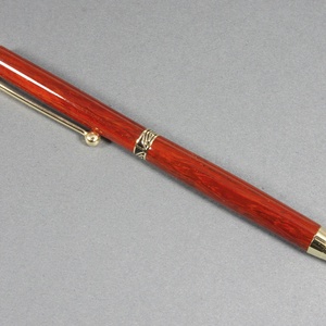 Femme fatale - Egyedi, kézműves golyóstoll padouk fából - Meska.hu