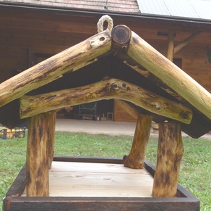 Madáretető közepes méret - otthon & lakás - ház & kert - madáretető & itató - Meska.hu Madáretető közepes méret - otthon & lakás - ház & kert - madáretető & itató - Meska.hu