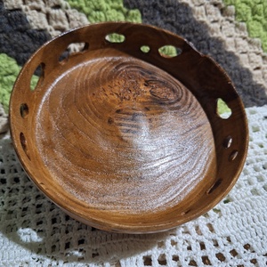 Egyedi, faragott fatál, Otthon & Életmód, Konyhafelszerelés, tálalás, Tálalás, Kínálótál, Famegmunkálás, MESKA