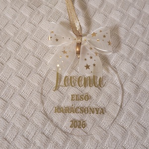 Karácsonyfadísz, egyedi, névre szóló felirattal - Plexi (arany) - karácsony - karácsonyi lakásdekoráció - karácsonyfadíszek - Meska.hu
