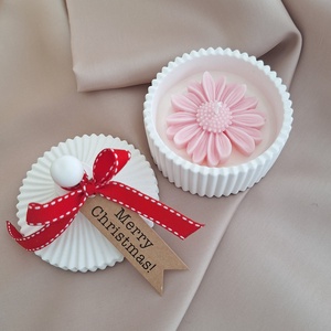 Illatgyertya tartóban, szója gyertya  több illatban elérhető - Meska.hu