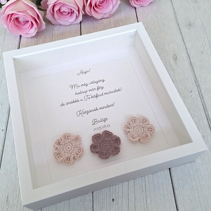 Szülőköszöntő ajándék képkeret - horgolt virágokkal, Esküvő, Emlék & Ajándék, Szülőköszöntő ajándék, Fotó, grafika, rajz, illusztráció, Horgolás, MESKA