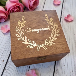 Szülőköszöntő ajándék ládikó - selyem virágokkal, Esküvő, Emlék & Ajándék, Szülőköszöntő ajándék, Fotó, grafika, rajz, illusztráció, MESKA
