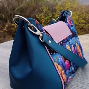 Női crossbody erdőmintás táska  - táska & tok - kézitáska & válltáska - válltáska - Meska.hu