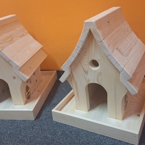 Ívelt tetős madáretető - otthon & életmód - ház & kert - madáretető & itató - Meska.hu