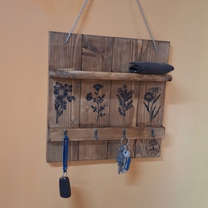 Kulcstartó, Kulcsakasztó kispolccal - Meska.hu