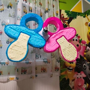 Babaváró buli kisfiú vagy kislány hatalmas cumis dekoráció konfetti kilövővel 100x70cm , Baba - mama, Babaemlékek, Babaváró meghívó, Papírművészet, MESKA