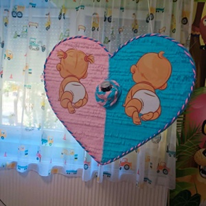 Babaváró buli kisfiú vagy kislány hatalmas cumis dekoráció konfetti kilövővel 1, Baba - mama, Babaemlékek, Babaváró meghívó, Papírművészet, MESKA