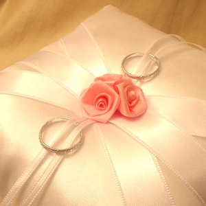 3RÓZSÁS fehér - rózsaszín esküvői gyűrűpárna AKCIÓ - Meska.hu