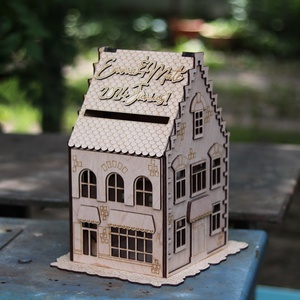 gyűjtő ház, nászajándék, esküvői pénzgyűjtő, egyedi névvel, dátummal. - esküvő - emlék & ajándék - nászajándék - nászajándék gyűjtők - Meska.hu