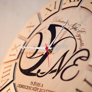 fali óra, egyedi felirattal, logóval, teljesen testreszabható. - otthon & életmód - dekoráció - fali és függő dekoráció - falióra & óra - Meska.hu