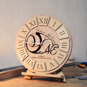 fali óra, egyedi felirattal, logóval, teljesen testreszabható. - otthon & életmód - dekoráció - fali és függő dekoráció - falióra & óra - Meska.hu