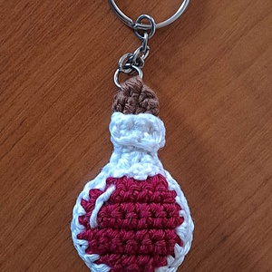 Horgolt bájitalos kulcstartó (health potion és mana potion) - Meska.hu