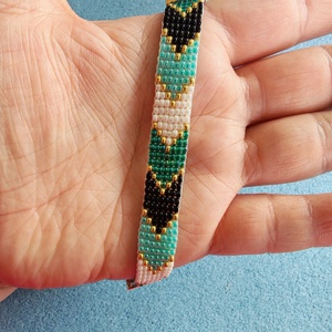 Handmade karkötő - 06, Ékszer, Karkötő, Gyöngyös karkötő, Gyöngyfűzés, gyöngyhímzés, MESKA