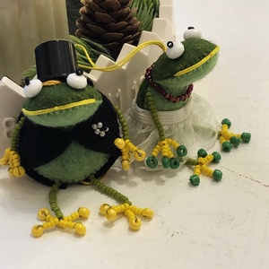 Menyasszony-vőlegény béka/Esküvői pár - Meska.hu