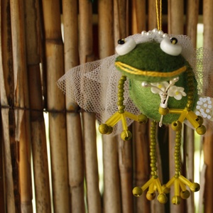 Menyasszony-vőlegény béka/Esküvői pár - játék & sport - plüssállat & játékfigura - béka - Meska.hu