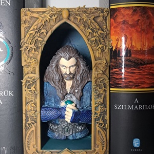 Gyűrűk Ura/Hobbit Tölgypajzsos Thorin könyvkuckó, könyvtámasz/figura - otthon & életmód - dekoráció - asztal és polc dekoráció - könyvtámasz - Meska.hu