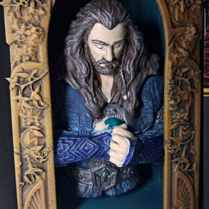 Gyűrűk Ura/Hobbit Tölgypajzsos Thorin könyvkuckó, könyvtámasz/figura - otthon & életmód - dekoráció - asztal és polc dekoráció - könyvtámasz - Meska.hu