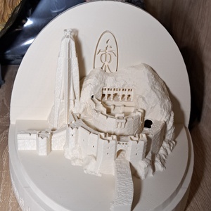 Helm szurdok Gyűrűk Ura könyvtámasz/szobor, Otthon & Életmód, Dekoráció, Asztal és polc dekoráció, Könyvszobor, Mindenmás, MESKA