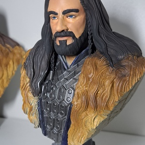 Hobbit-Thorin Oakenshield mellszobor/figura - művészet - makett, modell - Meska.hu