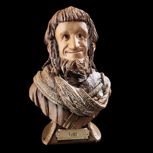 Gyűrűk Ura Hobbit Ori a törp mellszobor - otthon & életmód - dekoráció - asztal és polc dekoráció - könyvszobor - Meska.hu