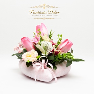 Pasztell tavaszi virágkompozíció kerámia kaspóban � kézműves dekoráció, Otthon & Életmód, Dekoráció, Asztal és polc dekoráció, Asztaldísz, , MESKA