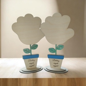 Anyák napi kézlenyomatos virág � egyedi, megható ajándék - otthon & életmód - dekoráció - asztal és polc dekoráció - gravírozott táblák - Meska.hu