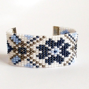 Porcelán gyöngyszövött karkötő -  - Meska.hu