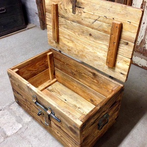 hajóláda markáns vasalattal  -  - Meska.hu