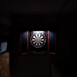 Darts szekrény világítással + ajándék  - játék & sport - sport és kikapcsolódás - más játékok, sportok - Meska.hu