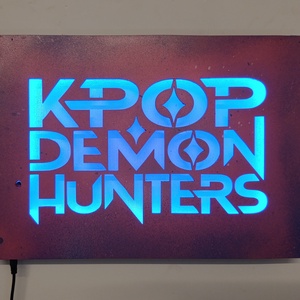 K-Pop Demon Hunters rajongóknak  - falikép hangulatvilágítással - Meska.hu