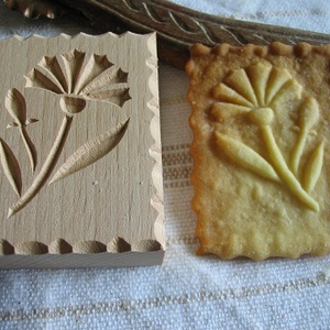 Kekszmintázó sütinyomda sütipecsét (Szegfű) - otthon & életmód - konyhafelszerelés, tálalás - sütés, főzés - sütikiszúró - Meska.hu