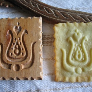 Kekszmintázó sütinyomda sütipecsét (Tulipán-3) - otthon & életmód - konyhafelszerelés, tálalás - sütés, főzés - sütikiszúró - Meska.hu