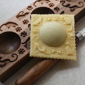 Ravioli mintázófa (cicás) - otthon & életmód - konyhafelszerelés, tálalás - sütés, főzés - vágódeszka - Meska.hu
