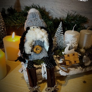 Szánkózó kislány adventi asztaldísz - karácsony - adventi díszek - adventi asztaldísz - Meska.hu