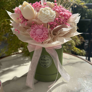 Blush Petal � szülőköszöntő szójaviasz virágbox - esküvő - emlék & ajándék - szülőköszöntő ajándék - Meska.hu