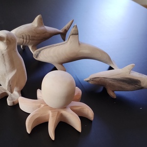 Faragott állat figurák - művészet - makett, modell - Meska.hu